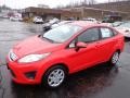 Race Red - Fiesta SE Sedan Photo No. 5