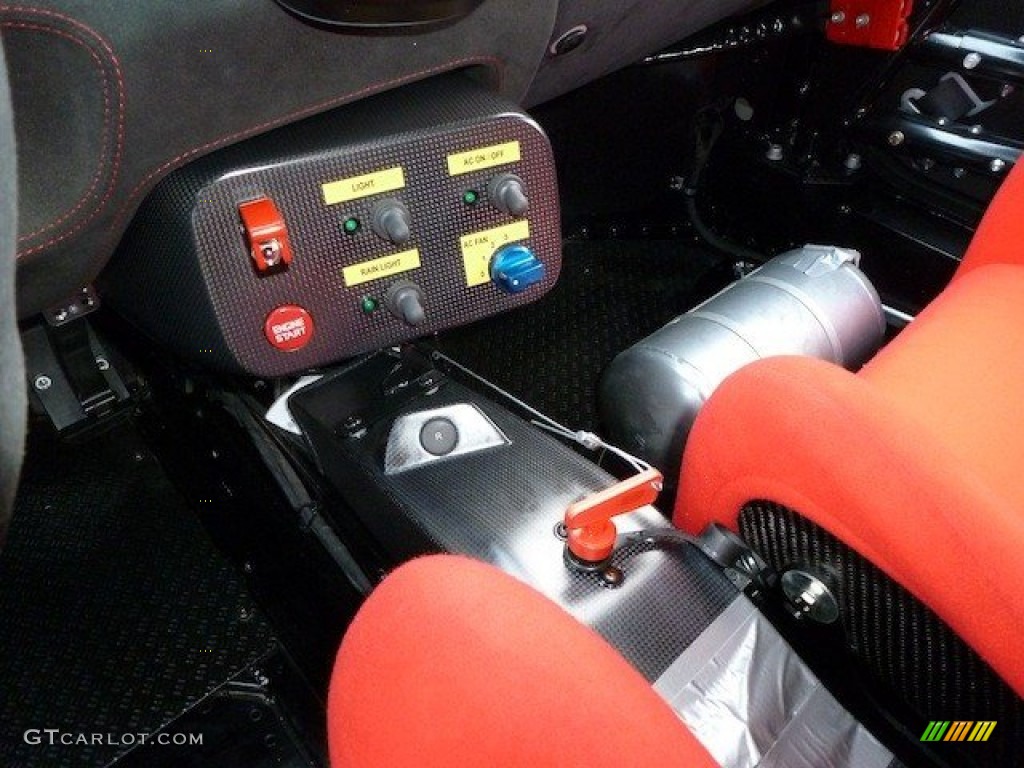 2011 Ferrari 458 Challenge Controls Photos