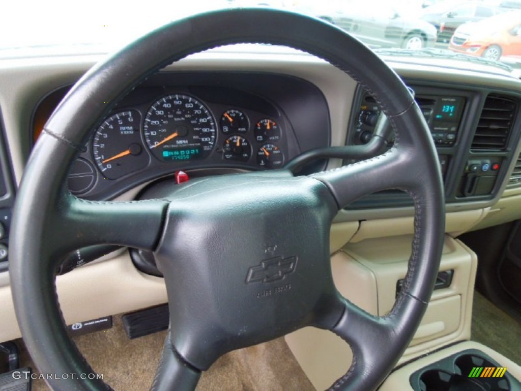 2002 Chevrolet Tahoe LT Tan/Neutral Steering Wheel Photo #74575044