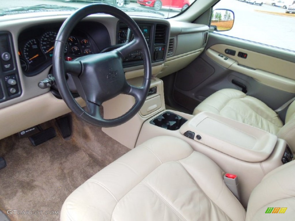 2002 Tahoe LT - Medium Charcoal Gray Metallic / Tan/Neutral photo #29