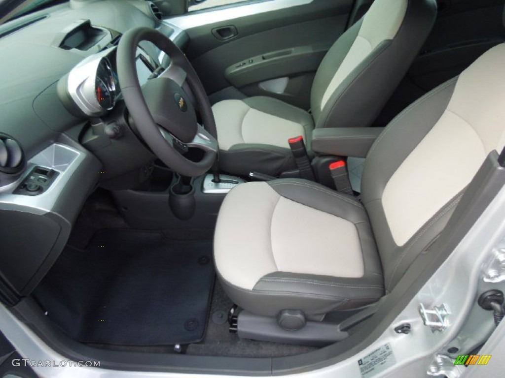 Light Titanium/Silver Interior 2013 Chevrolet Spark LT Photo #74576340