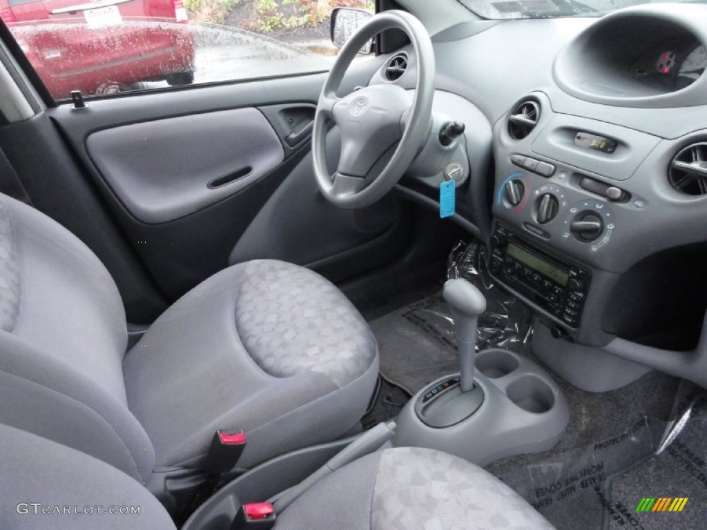 2001 Toyota ECHO Sedan Dashboard Photos