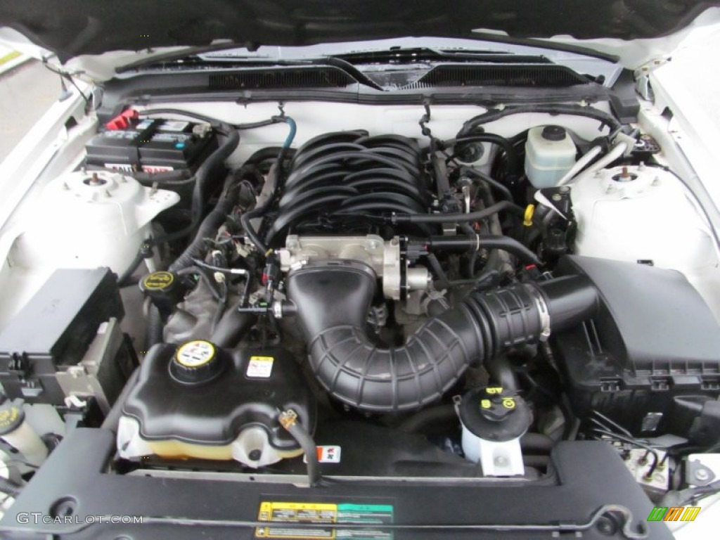 2006 Ford Mustang GT Premium Coupe 4.6 Liter SOHC 24-Valve VVT V8 Engine Photo #74579078