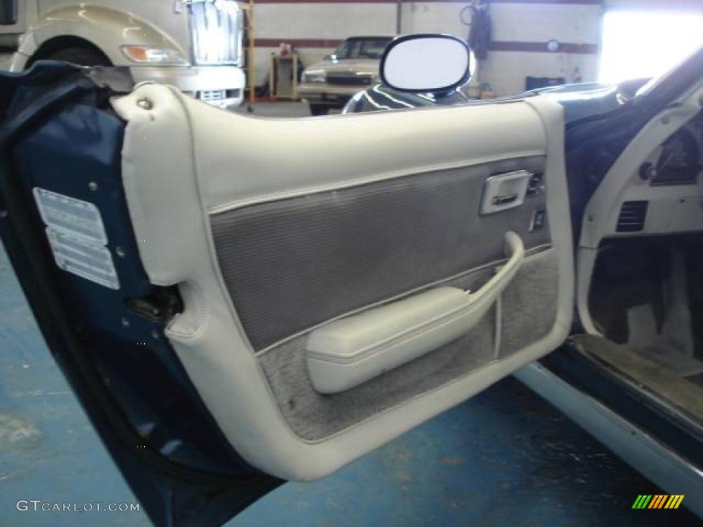 1980 Corvette Coupe - Dark Blue / Oyster photo #13