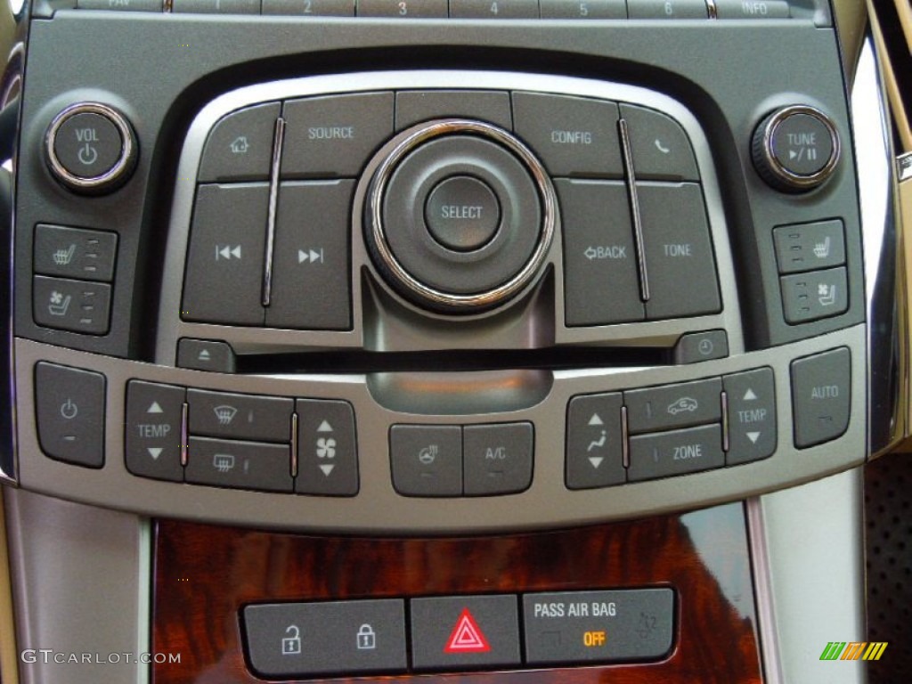 2013 Buick LaCrosse FWD Controls Photo #74580945