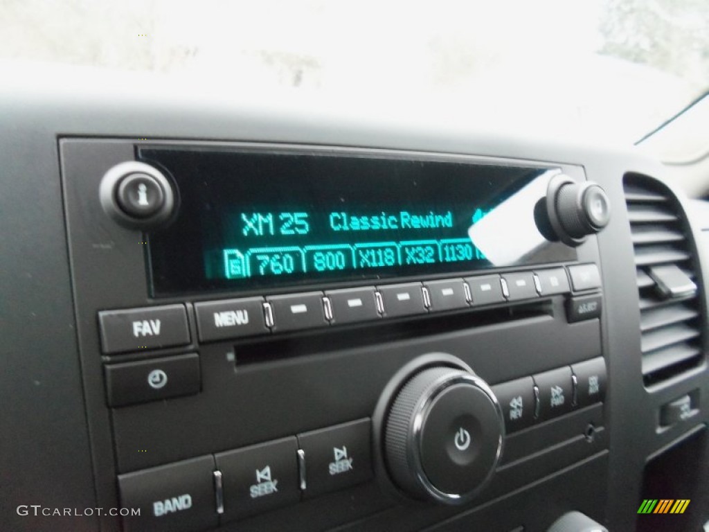 2013 Chevrolet Silverado 1500 LT Regular Cab 4x4 Audio System Photo #74582030