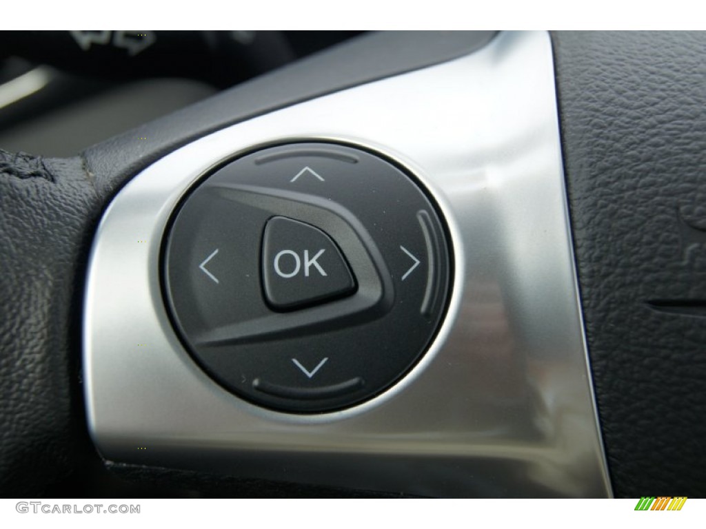 2013 Ford C-Max Hybrid SEL Controls Photo #74582462