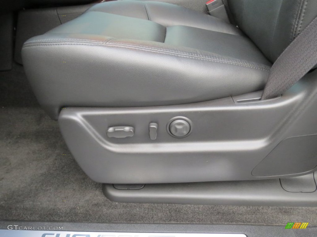 Ebony Interior 2013 Chevrolet Avalanche LTZ Black Diamond Edition Photo #74583099