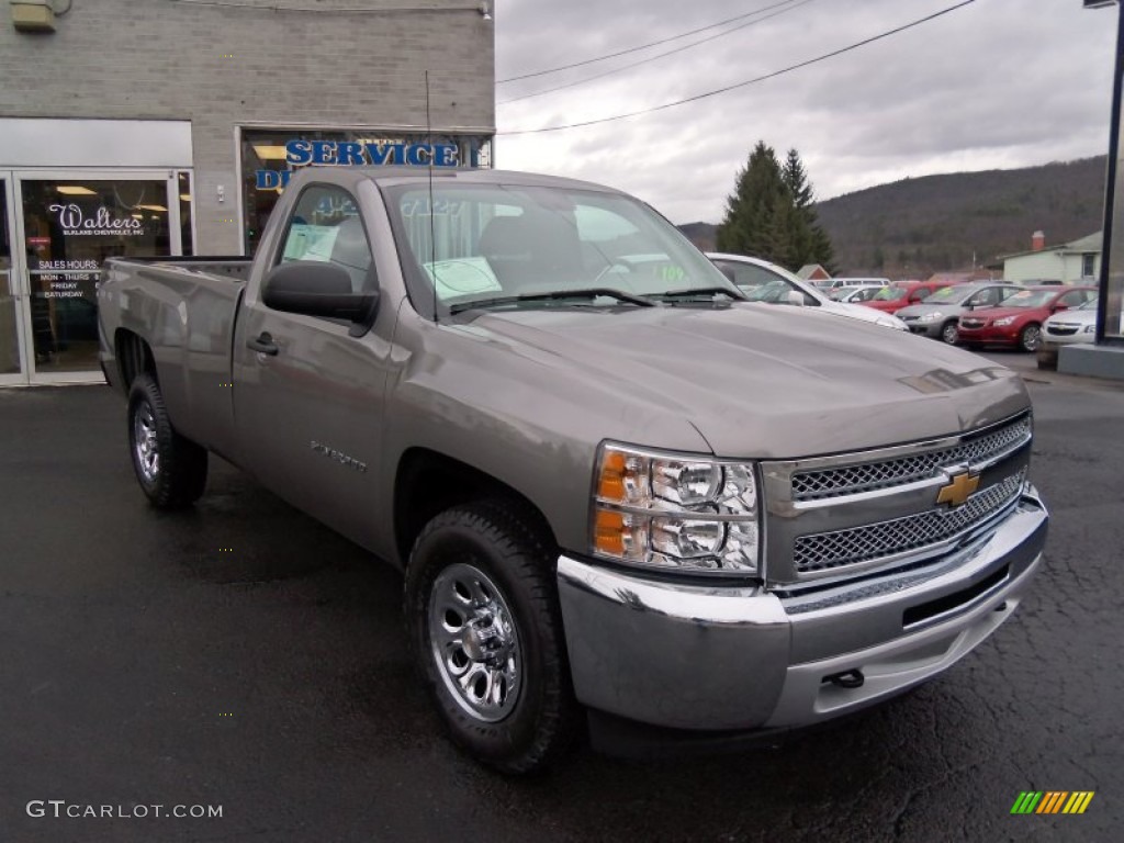 2013 Silverado 1500 LS Regular Cab 4x4 - Graystone Metallic / Ebony photo #9