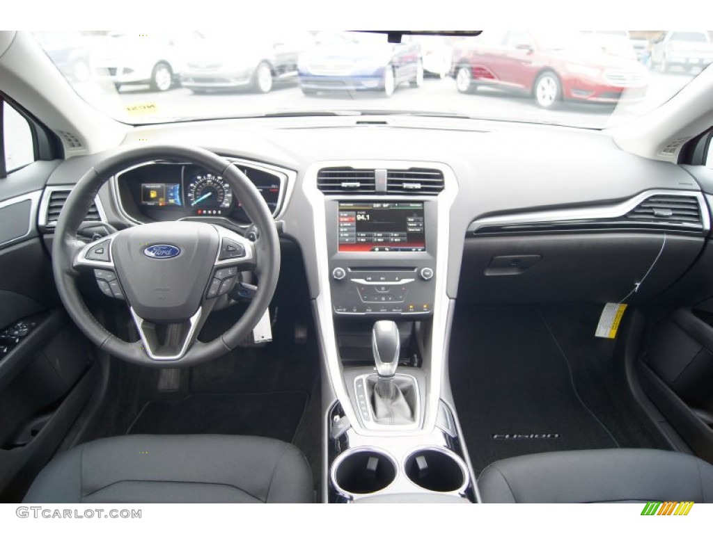 2013 Ford Fusion SE 2.0 EcoBoost SE Appearance Package Charcoal Black/Red Stitching Dashboard Photo #74583371