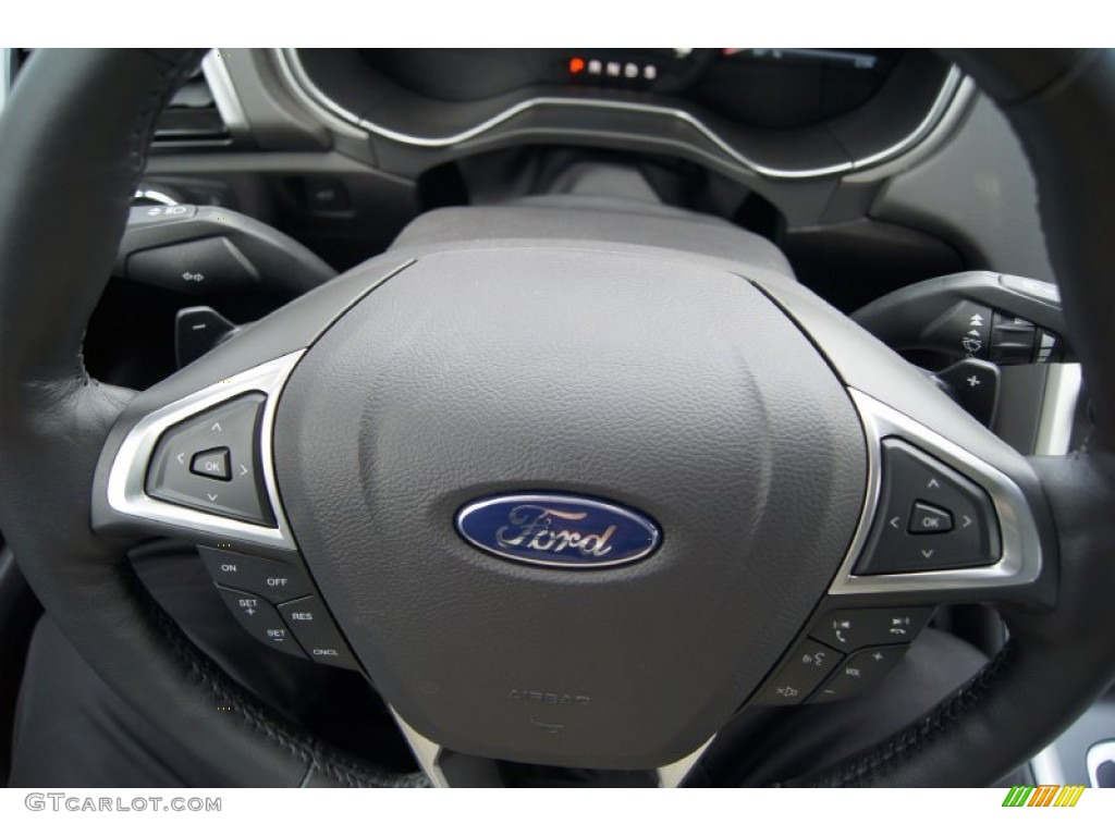 2013 Fusion SE 2.0 EcoBoost - Sterling Gray Metallic / SE Appearance Package Charcoal Black/Red Stitching photo #31