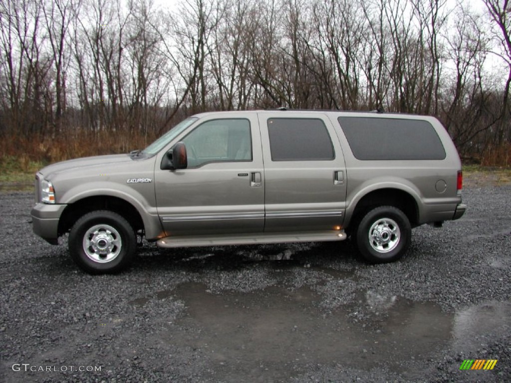 2005 Excursion Limited 4X4 - Pueblo Gold Metallic / Medium Pebble photo #3