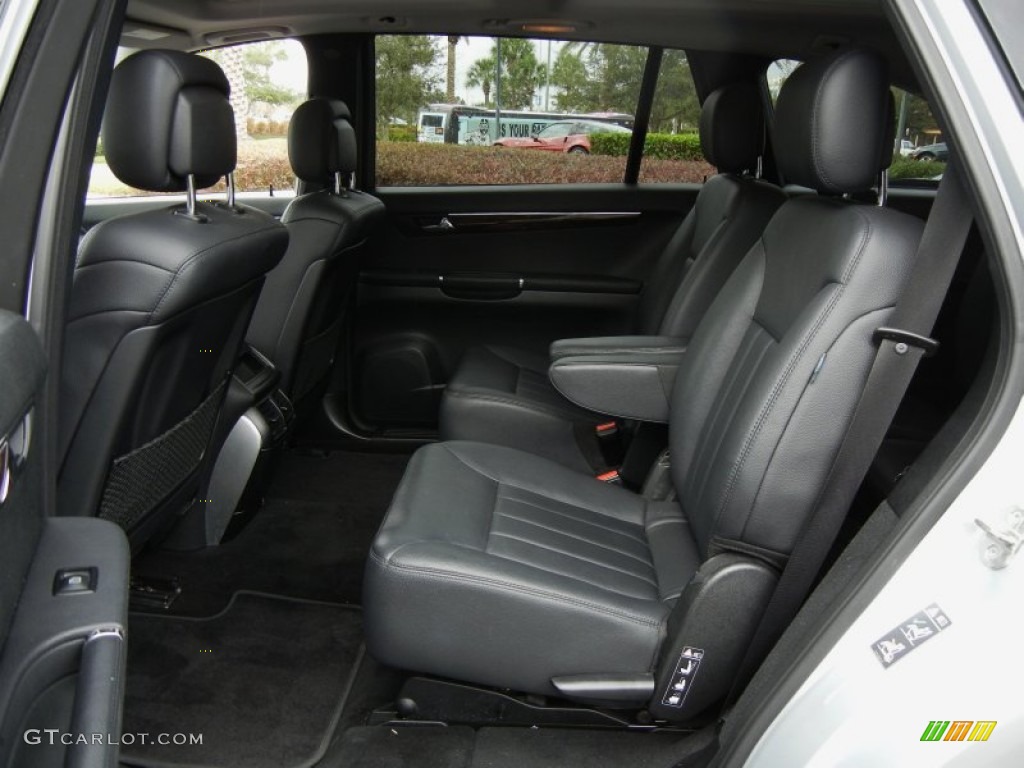 2010 Mercedes-Benz R 350 4Matic Rear Seat Photo #74587597