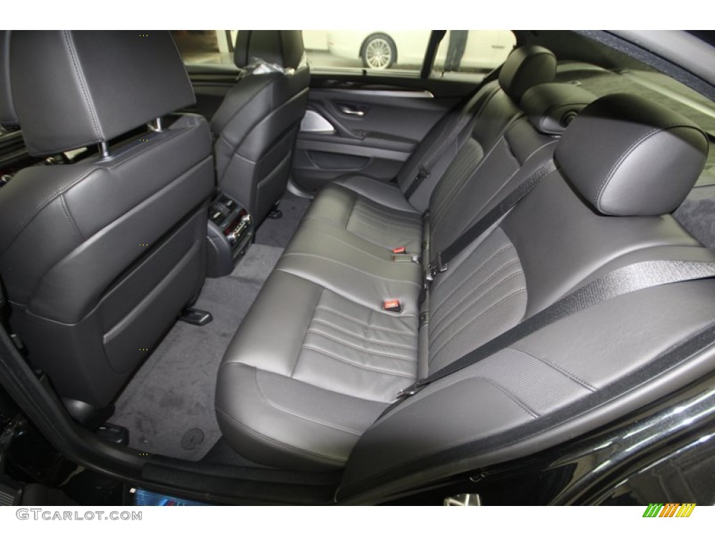 2013 BMW M5 Sedan Rear Seat Photo #74588183