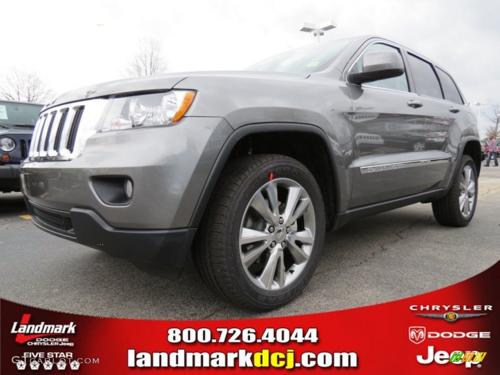 2013 Grand Cherokee Laredo X Package - Mineral Gray Metallic / Dark Graystone/Medium Graystone photo #1