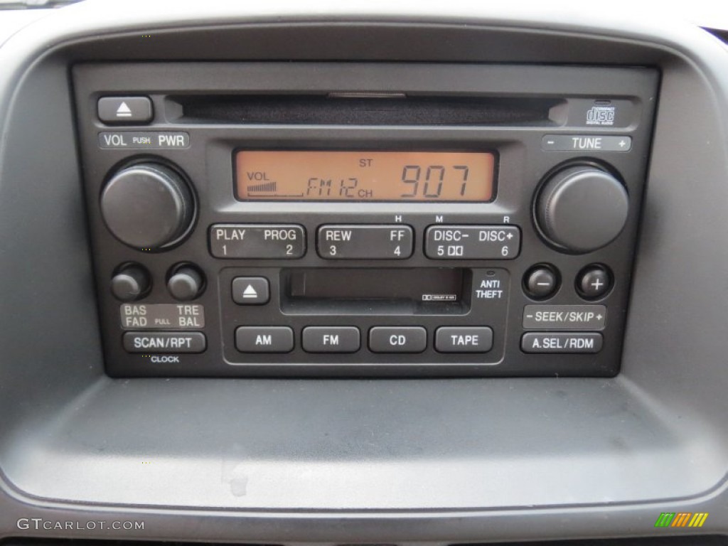 2006 Honda CR-V LX Audio System Photos