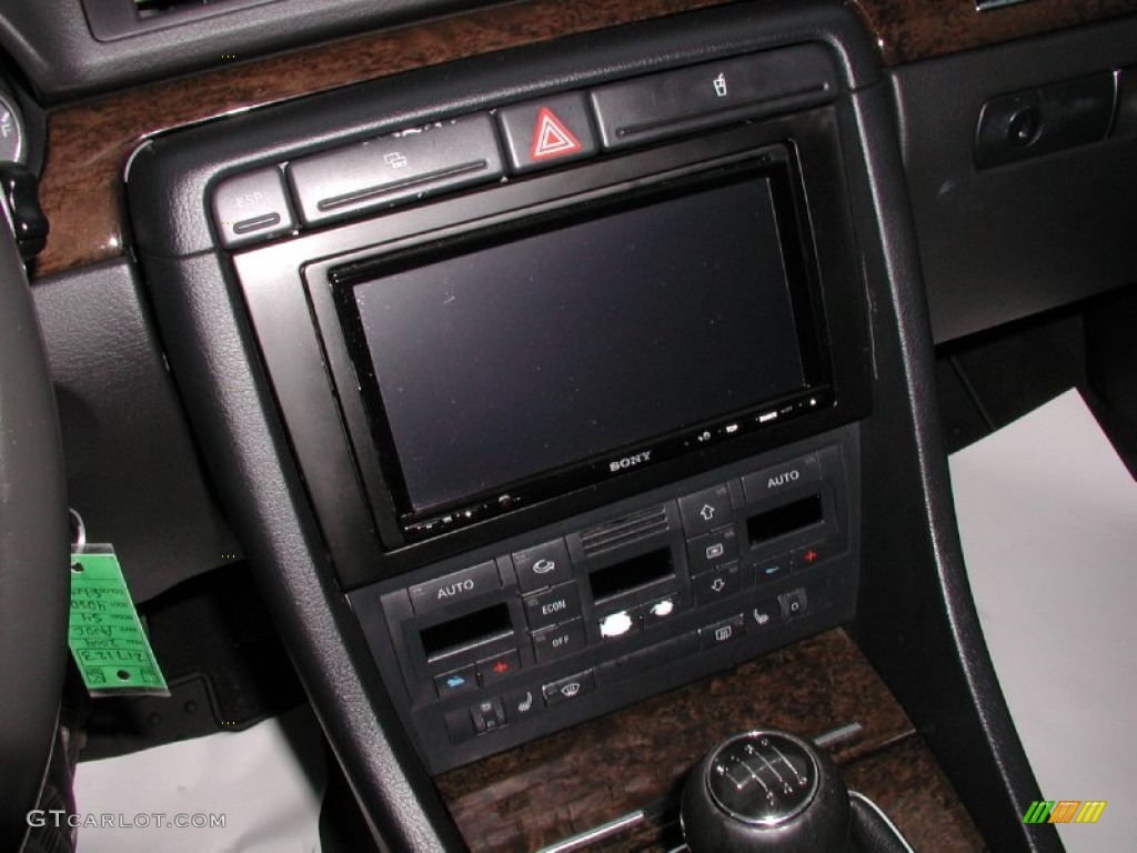 2004 S4 4.2 quattro Sedan - Light Silver Metallic / Black photo #109