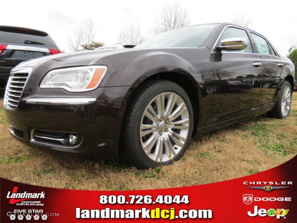 Luxury Brown Pearl Chrysler 300