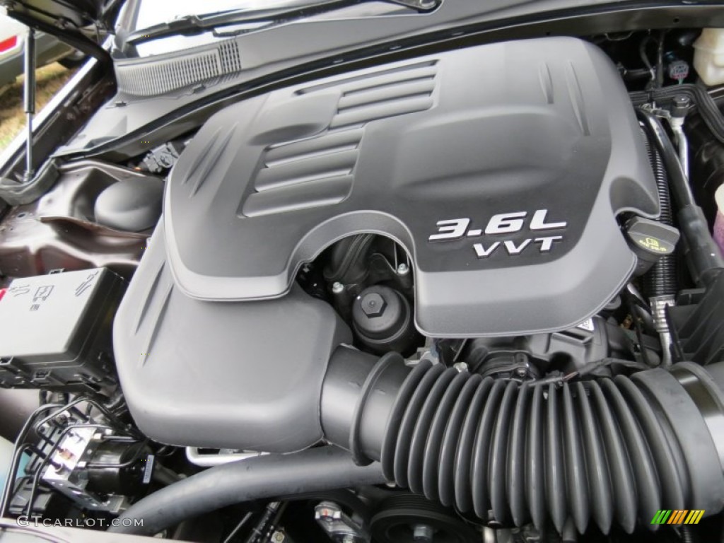 2013 Chrysler 300 C 3.6 Liter DOHC 24-Valve VVT Pentastar V6 Engine Photo #74590670