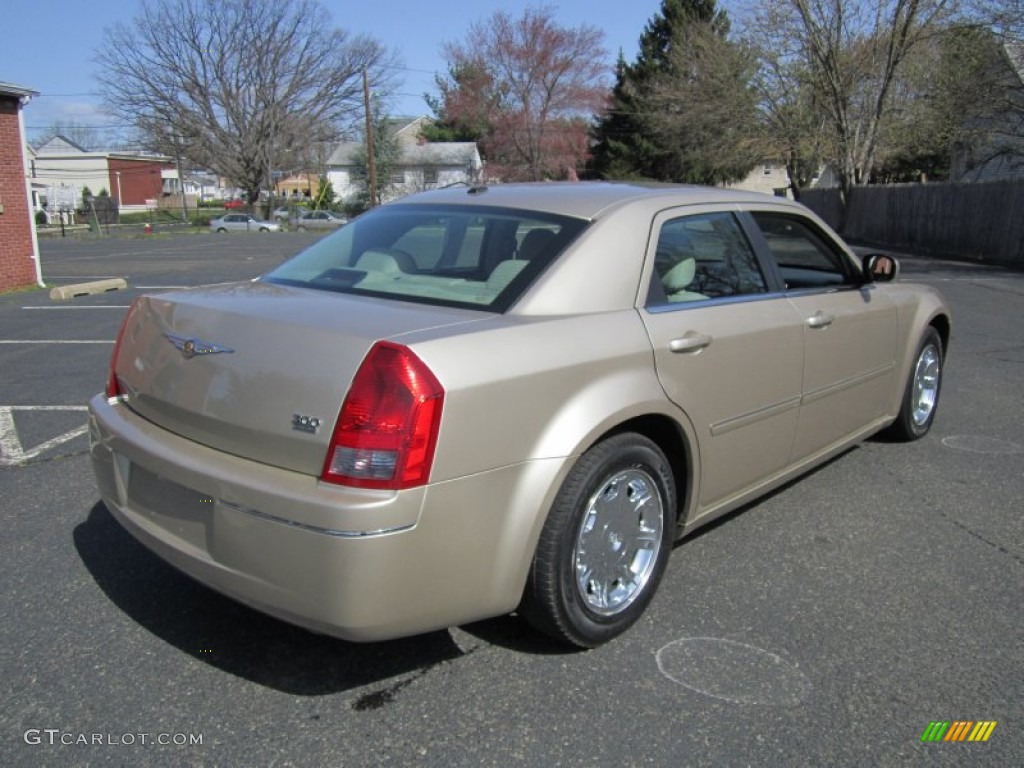 Linen Gold Metallic 2006 Chrysler 300 Limited Exterior Photo #74591990