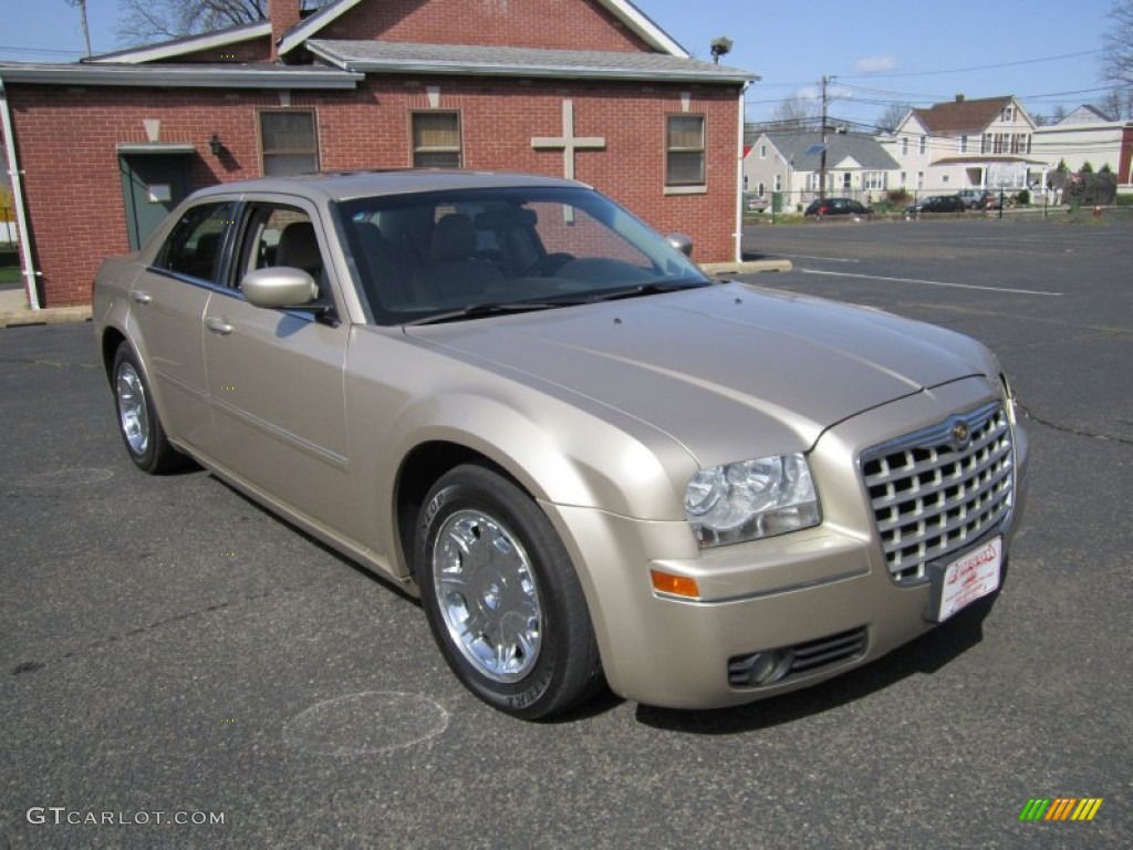 2006 300 Limited - Linen Gold Metallic / Dark Slate Gray/Light Graystone photo #11