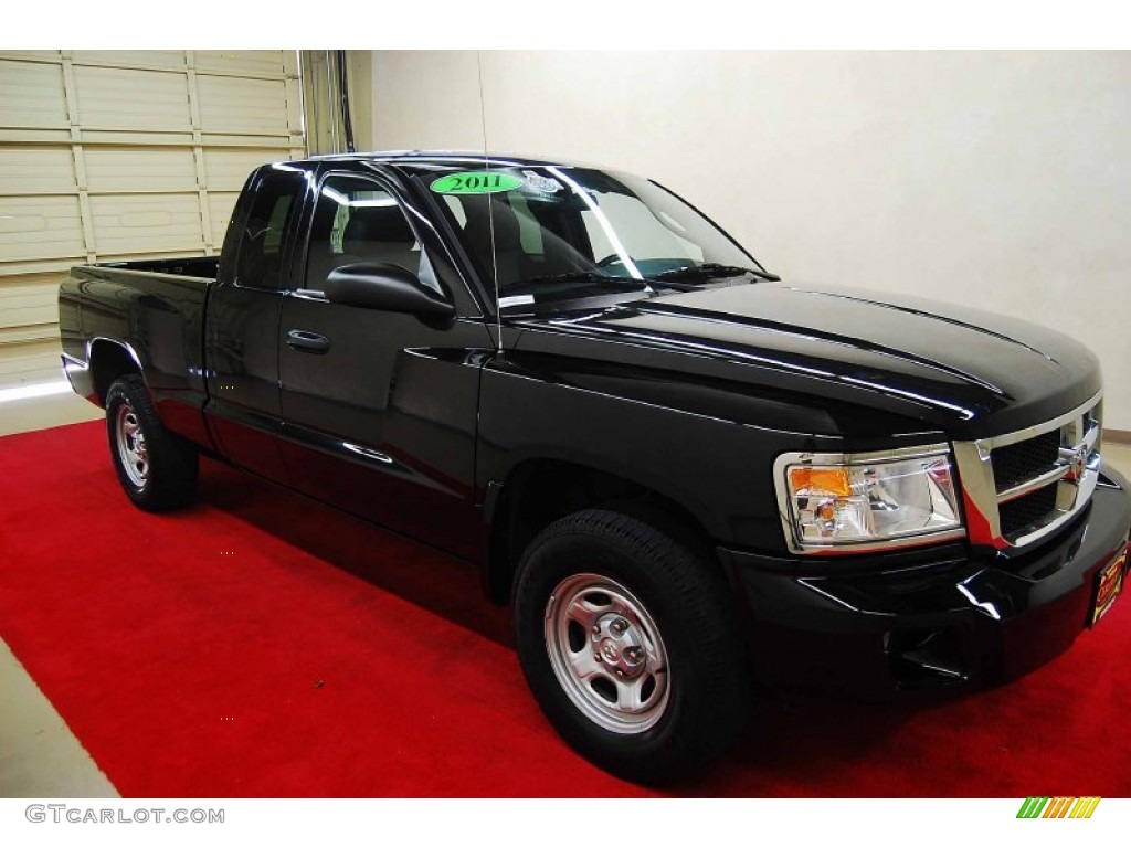 Brilliant Black Crystal Pearl Dodge Dakota