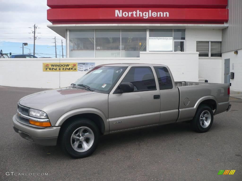 1999 S10 LS Extended Cab - Light Pewter Metallic / Graphite photo #1