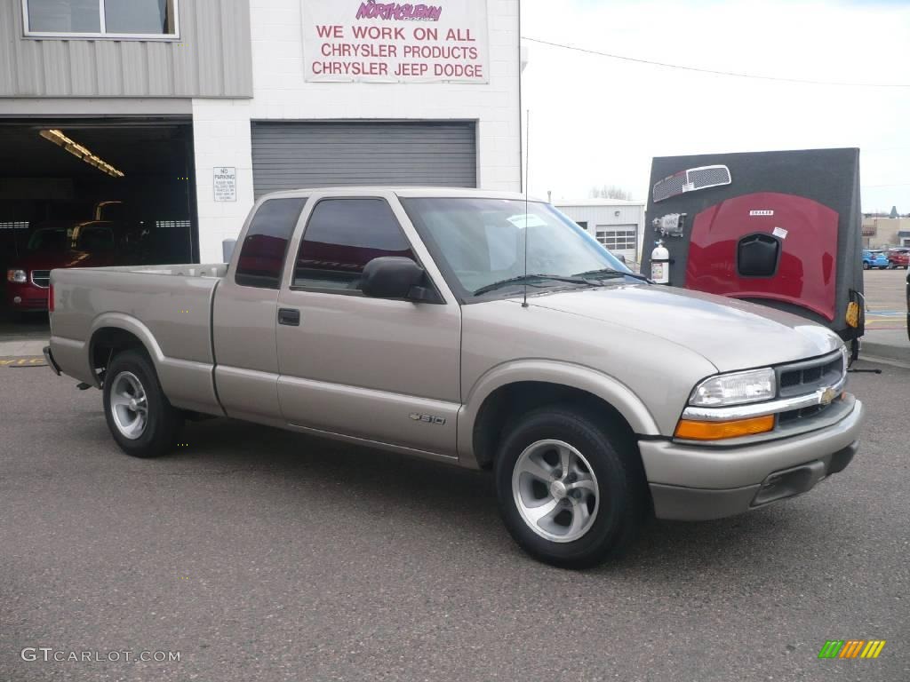 1999 S10 LS Extended Cab - Light Pewter Metallic / Graphite photo #3