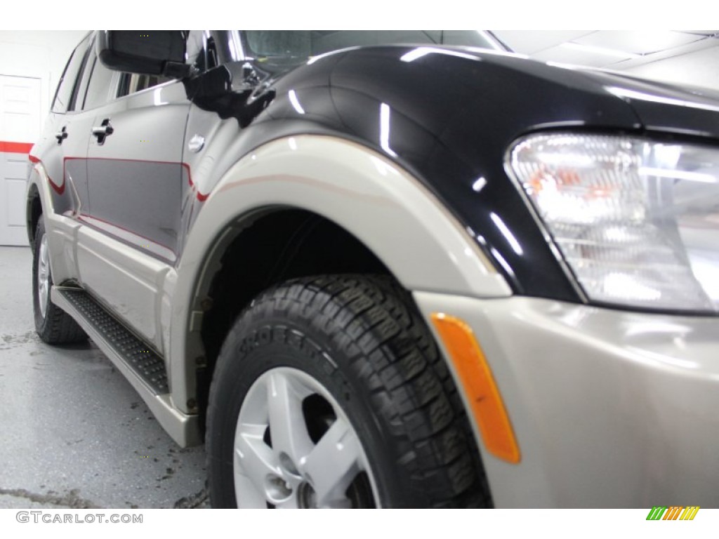 2005 Montero Limited 4x4 - Midnight Black / Tan photo #16