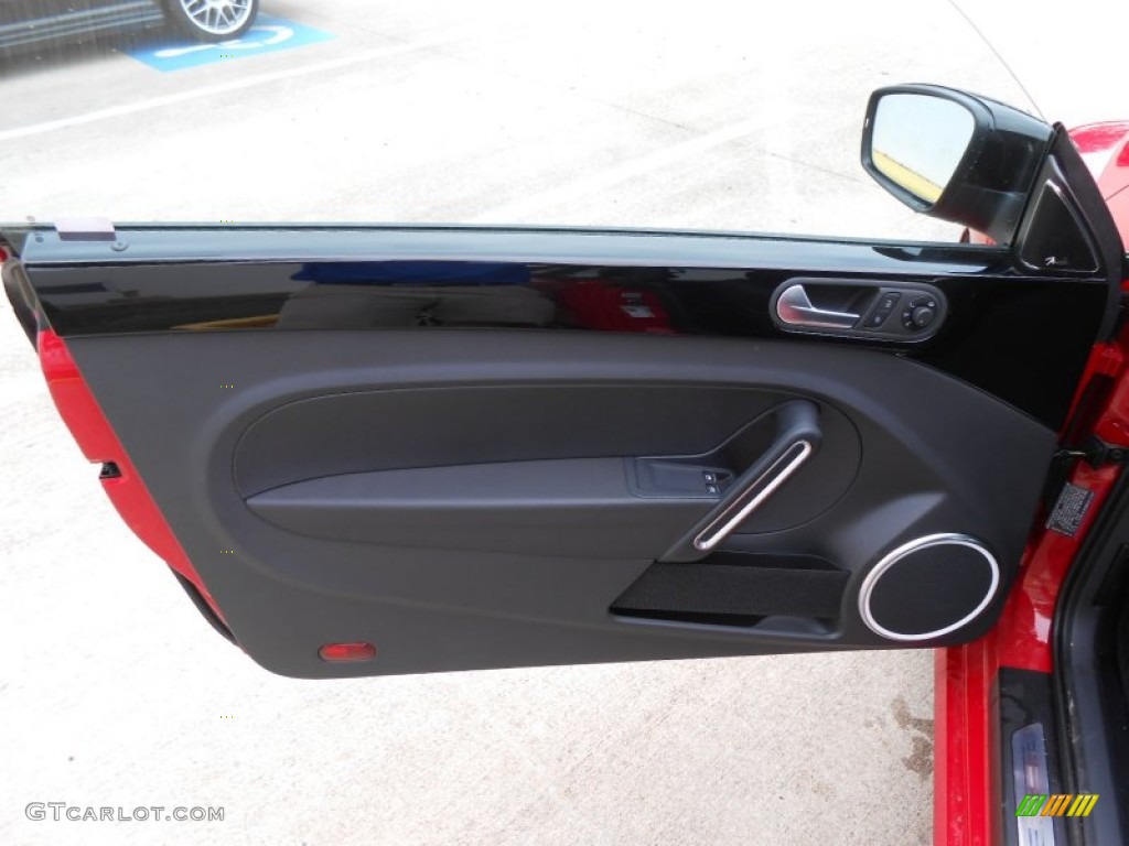 2013 Volkswagen Beetle Turbo Titan Black Door Panel Photo #74595443