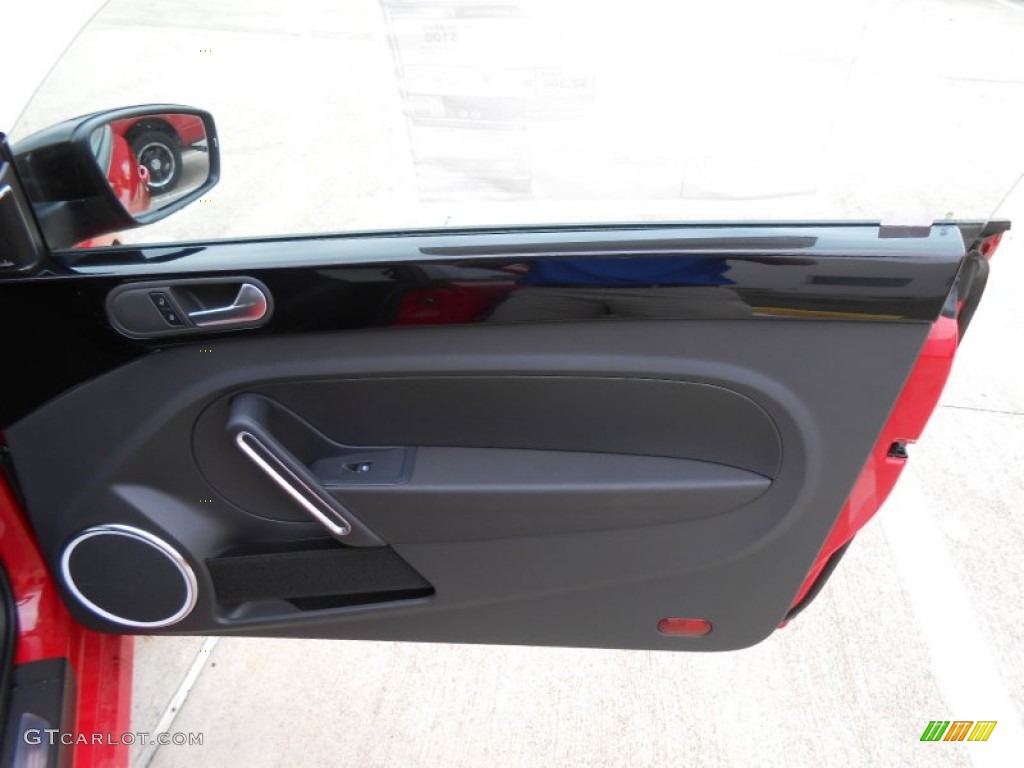 2013 Volkswagen Beetle Turbo Titan Black Door Panel Photo #74595482