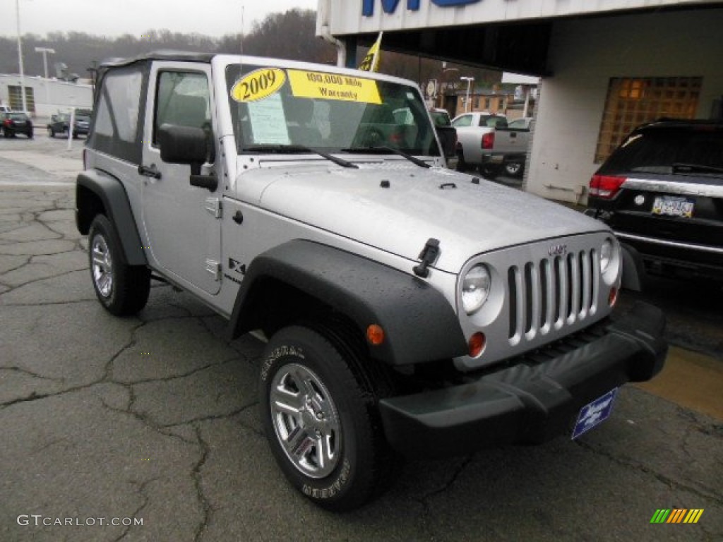 2009 Wrangler X 4x4 - Bright Silver Metallic / Dark Slate Gray/Medium Slate Gray photo #2