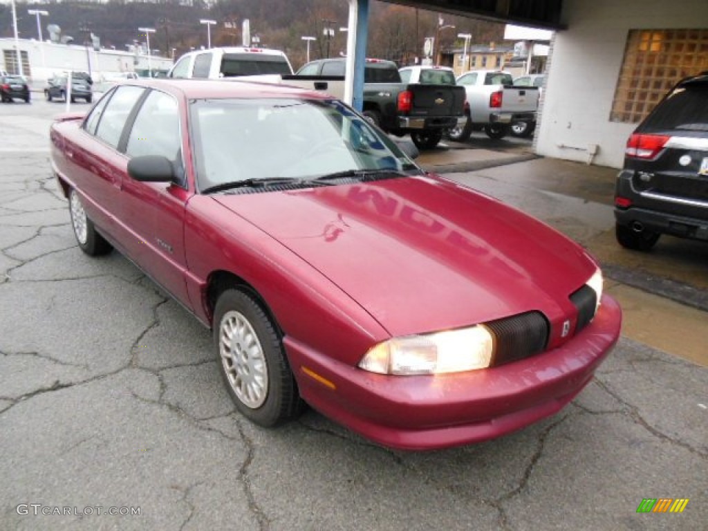 1998 Achieva SL - Medium Red Metallic / Graphite photo #2