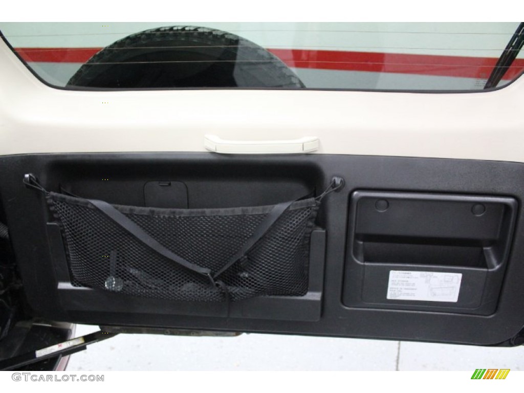 2005 Montero Limited 4x4 - Midnight Black / Tan photo #91