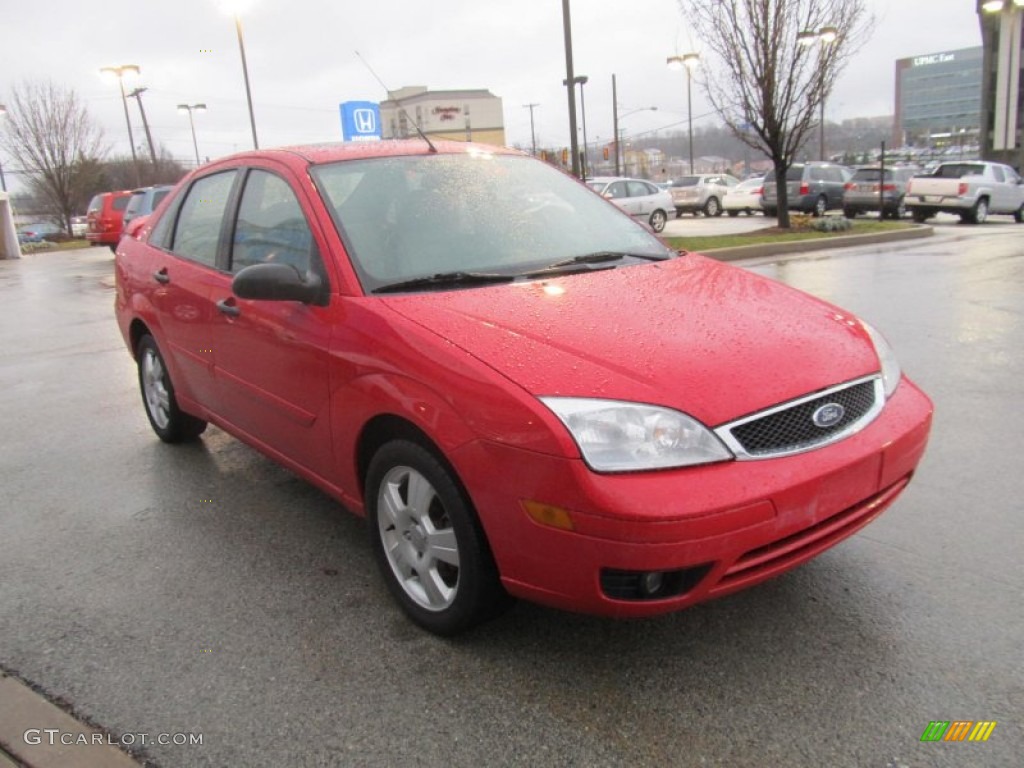 Infra-Red 2007 Ford Focus ZX4 SES Sedan Exterior Photo #74598875