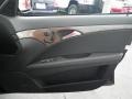 Black - E 350 Sedan Photo No. 27
