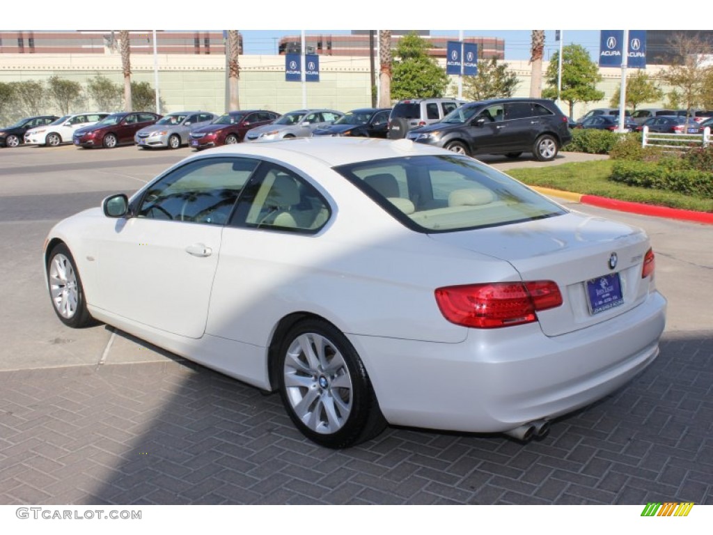 2011 3 Series 328i Coupe - Mineral White Metallic / Oyster/Black Dakota Leather photo #7