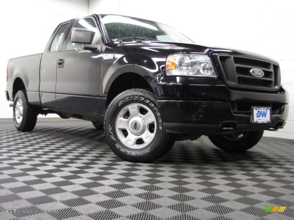 2004 F150 STX SuperCab 4x4 - Black / Dark Flint photo #1