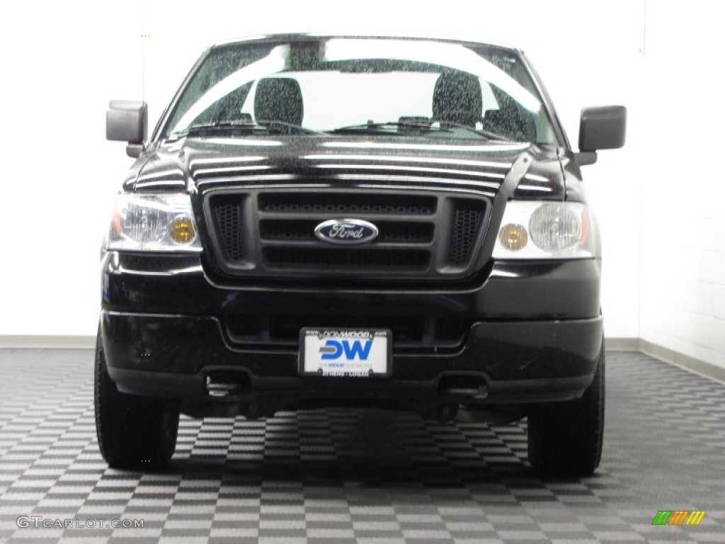 2004 F150 STX SuperCab 4x4 - Black / Dark Flint photo #3