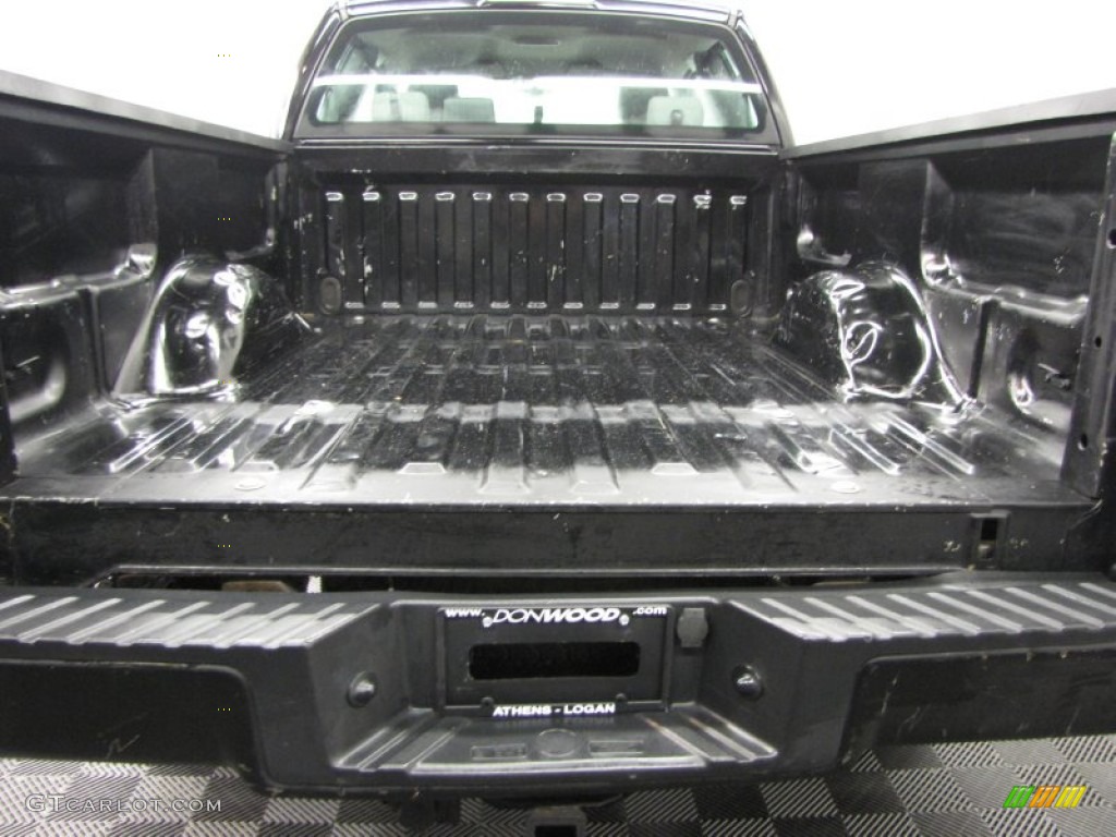2004 F150 STX SuperCab 4x4 - Black / Dark Flint photo #5