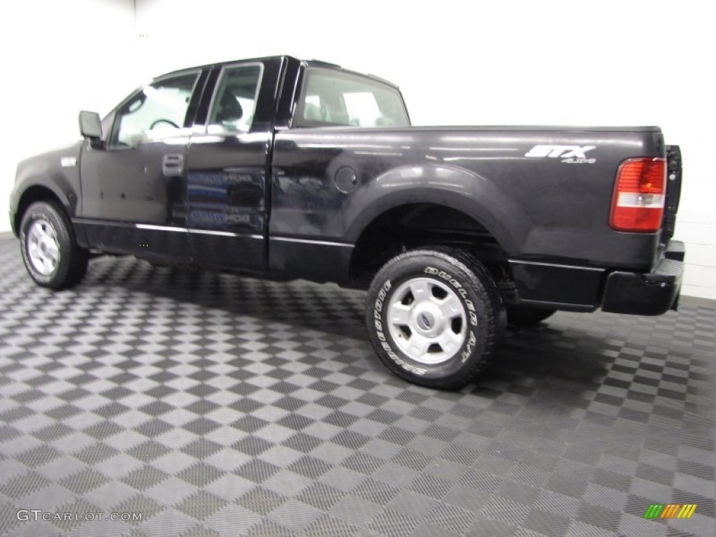 2004 F150 STX SuperCab 4x4 - Black / Dark Flint photo #7