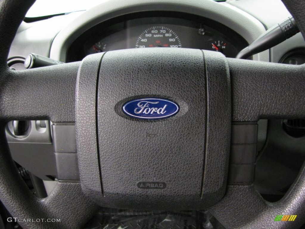 2004 F150 STX SuperCab 4x4 - Black / Dark Flint photo #18