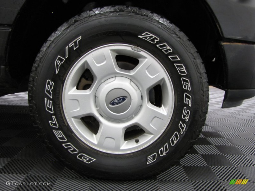 2004 F150 STX SuperCab 4x4 - Black / Dark Flint photo #24