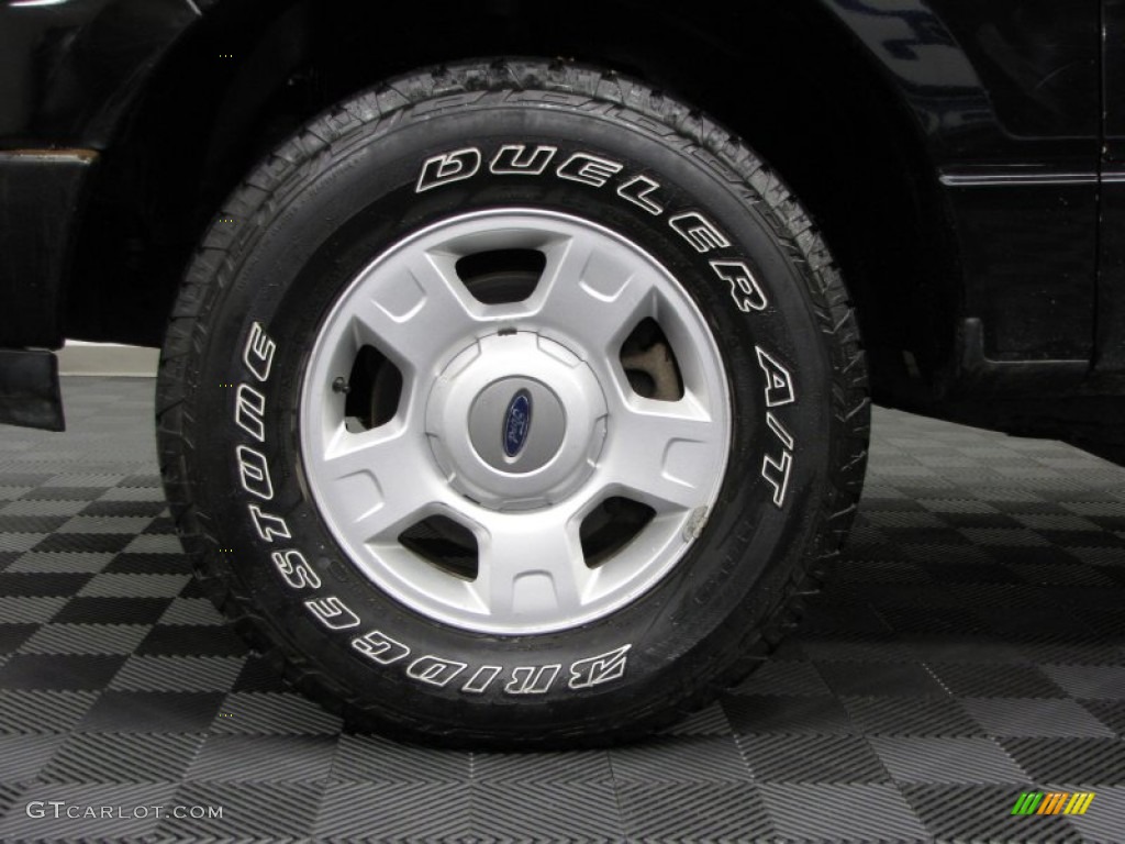 2004 F150 STX SuperCab 4x4 - Black / Dark Flint photo #25