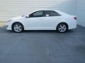 Super White - Camry SE Photo No. 5