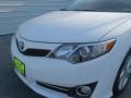 Super White - Camry SE Photo No. 9