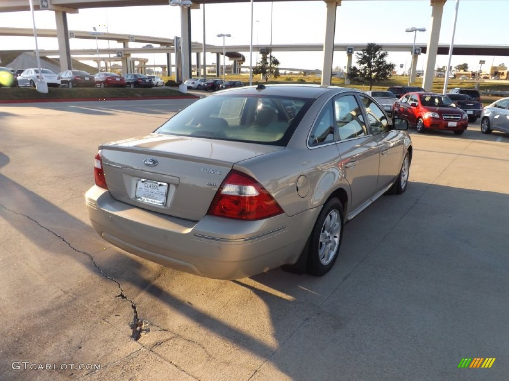 2007 Five Hundred SEL - Dune Pearl Metallic / Shale photo #5