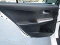 Super White - Camry SE Photo No. 18
