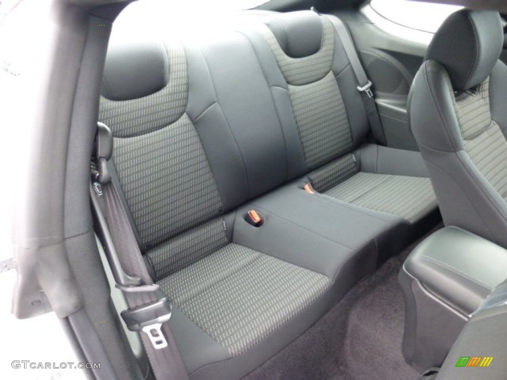 2013 Hyundai Genesis Coupe 2.0T Rear Seat Photo #74604227