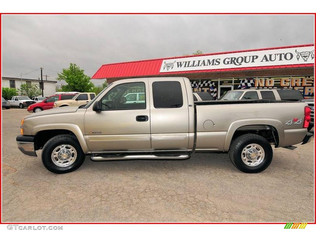 2003 Silverado 2500HD LS Extended Cab 4x4 - Light Pewter Metallic / Dark Charcoal photo #2